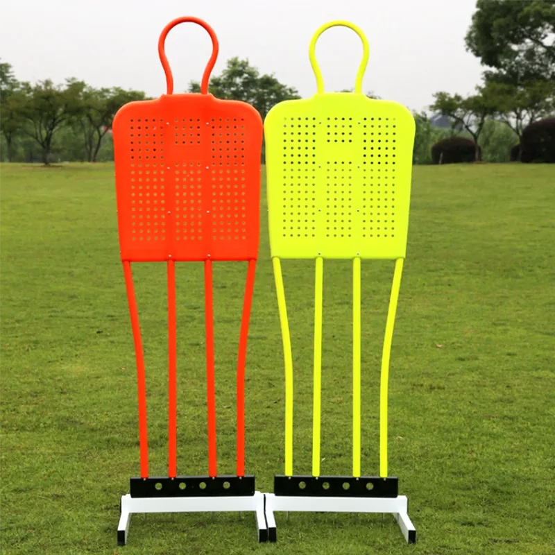 Caratteristiche principali e usi di un muro da calcio a base metallica